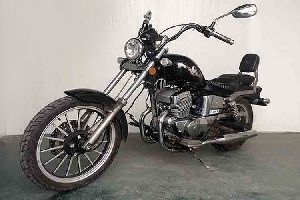 ���ӥ���¿����˫�׷������DD250E-5DĦ�г���