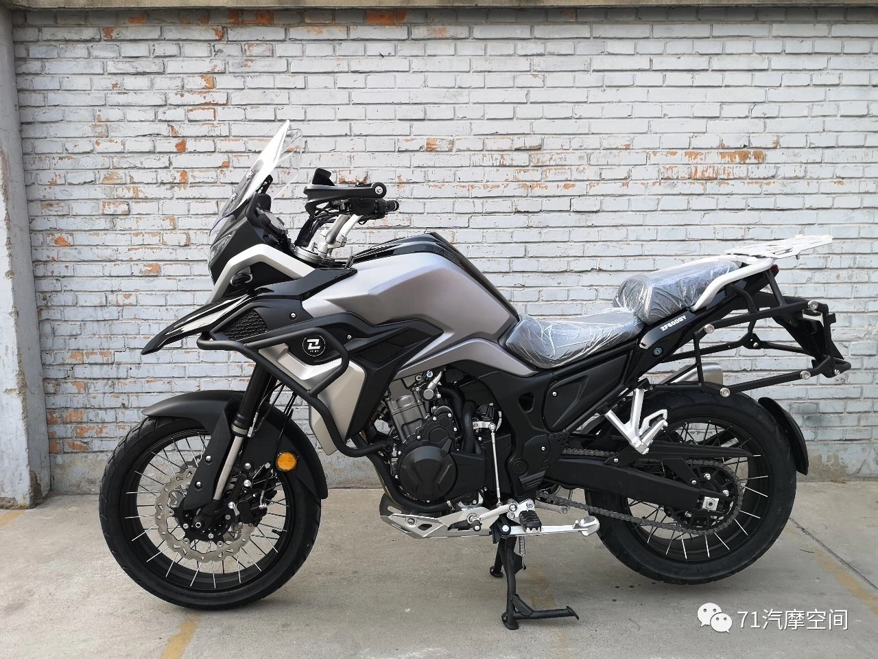  ��Խ500X̽�հ�