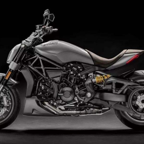 �ſ���XDiavel  ��ħ��