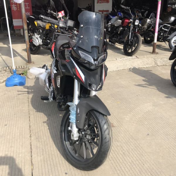 ������BJ250-18������ԽҰĦ�г�