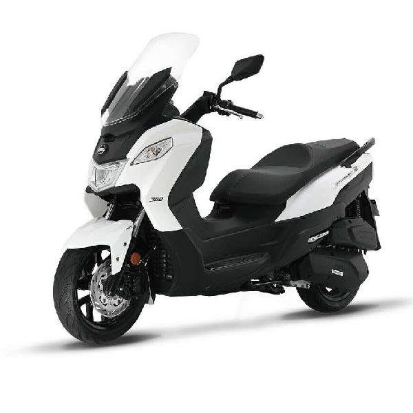  ����Ħ�г�����Ѳ߮300��̤�� JOYMAX Z ����Z3��