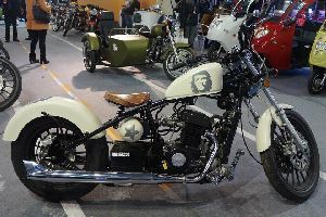 ���ӥ�� BOBBER 350
