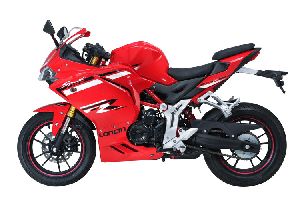  �޼�180RR�ܳ�