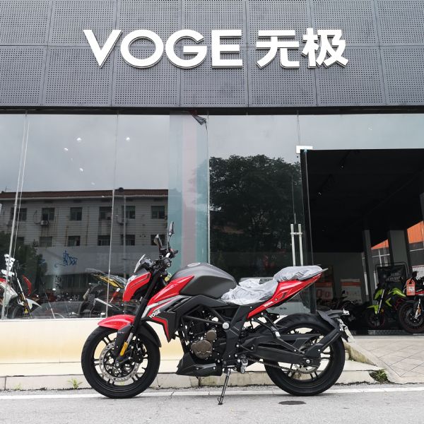 ��������ʿ��¡��VOGE�޼�300R�ֳ�