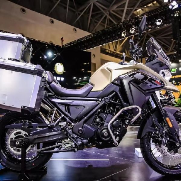  �޼�650ADV