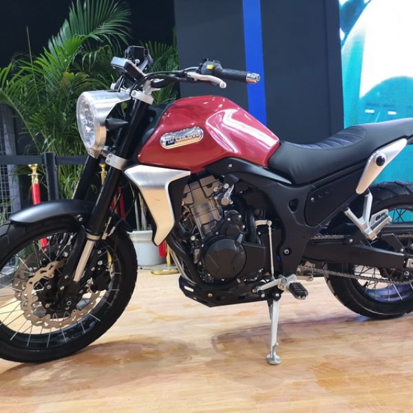 ��Խ  500F(2018