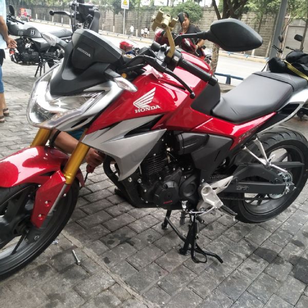  ������CB190R���ı�����,֧�ַ��ڸ��