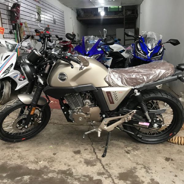  ����250-V