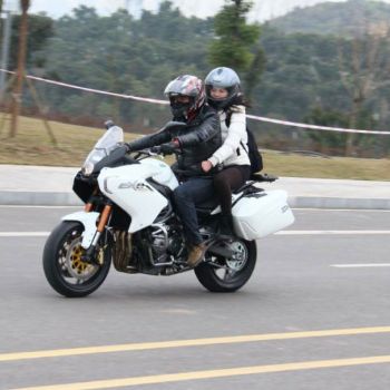 Ǯ�������� BJ600GS-A(Ѳ���� ��ABS����