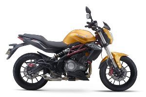������Benelli BN302