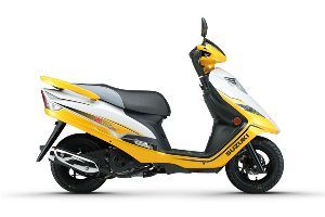 ������ľ �챦�����磩 UM125T