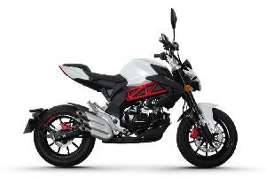 �������� С���� AD125����Ħ�г�