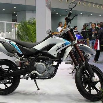 ������  BJ250GY-2