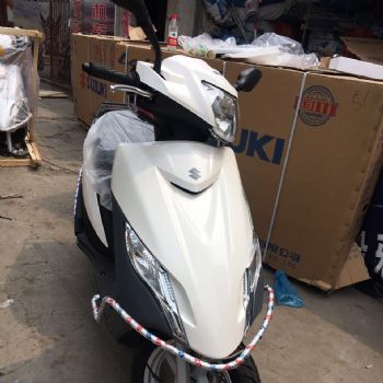 ������ľ ���� UU125i��ţĦ�����׵�������