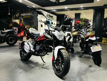 �������� С���� AD125