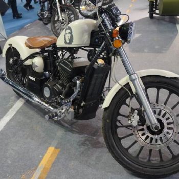 ���ӥ��  BOBBER 350����̫�ӳ�