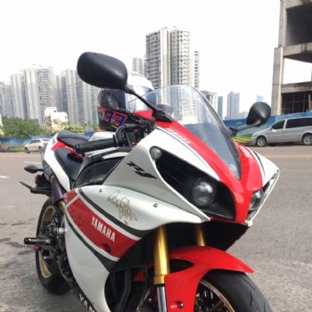������ Yamaha [YZF-R1 WGP��50�������棩]��