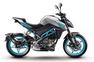 ����250