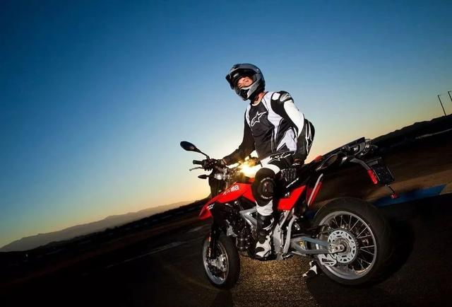 ��������������������������Ǽ���ս�� ����ZX-6R�����Ŀ�