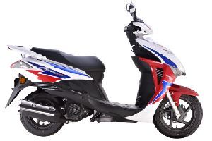 �´��ޱ��� Mojet FI SDH125T-29��