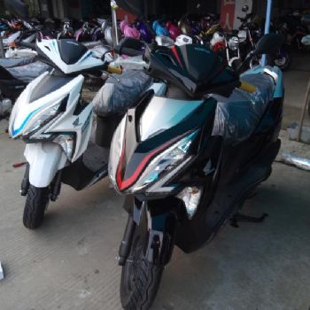 �´��ޱ�������̤�峵Ħ�г�SDH125T-31��
