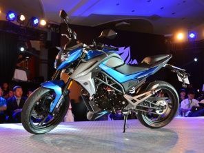 ����NK150 ��ţĦ�����׵�����