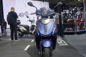 ����HJ125T-21ֱ��Ħ���᣺������ľUSR125