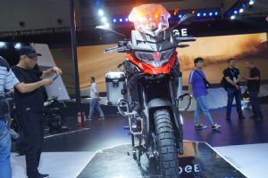 VOGE�޼�650DS2019Ħ���� �޼�650DS