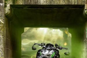 ���� KawasakiZ900Kawasaki Z900���̵����˰���